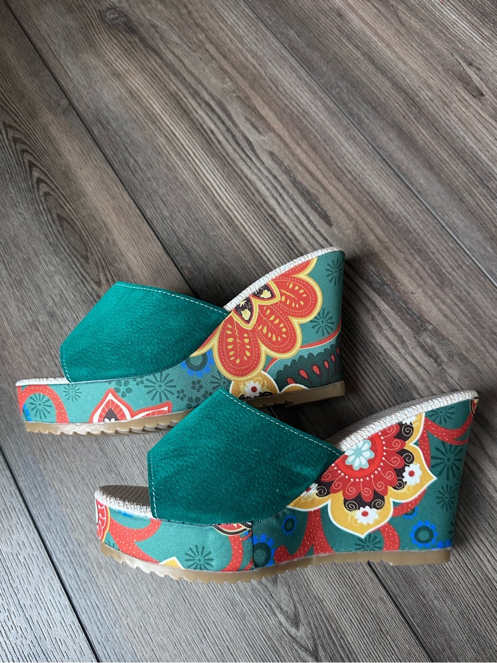 Floral Platform Wedge Sandals Green Faux Suede EU 39 US 8.5 Boho